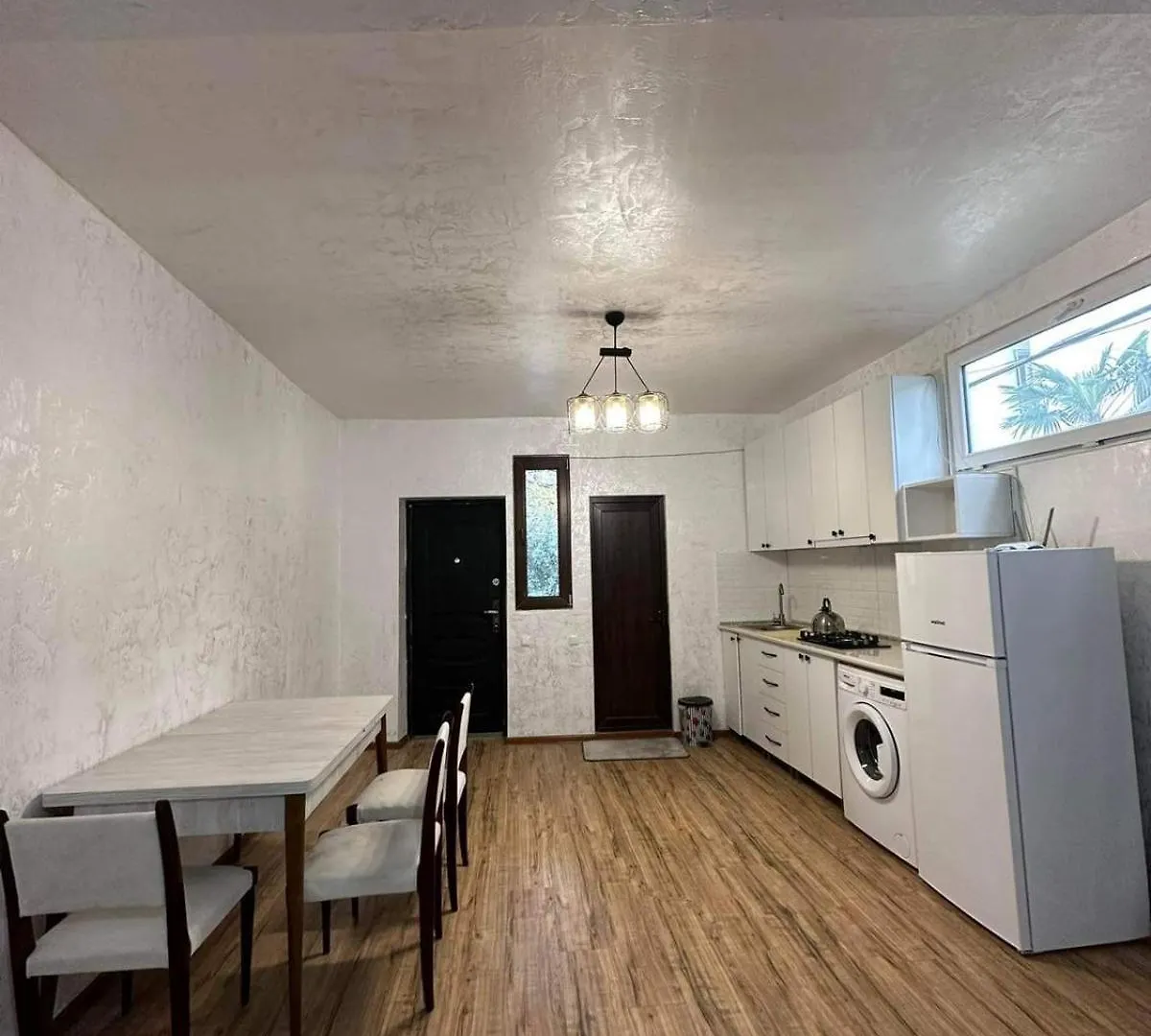 Shota Apartment Μπατούμι